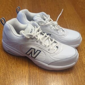 New Balance White & Navy Leather Cross Trainers WX623WT -Size 10.5 B- New-No Box